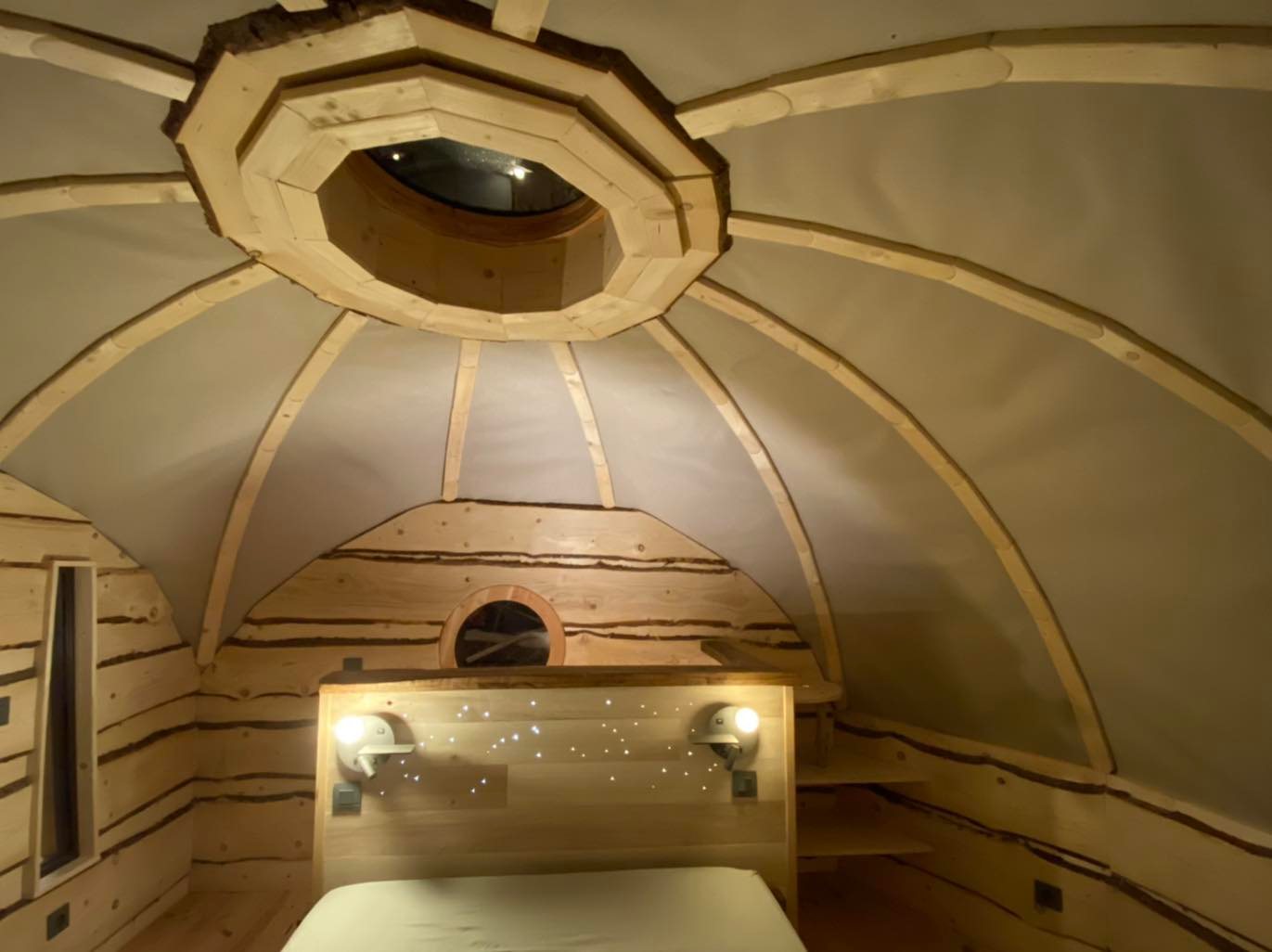 Mur étoilé cabane LED fibre optique